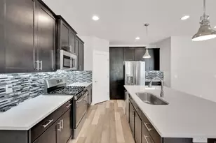 332 W Pages Ln, Bountiful, UT 84010 - Photo 14