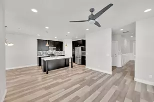 332 W Pages Ln, Bountiful, UT 84010 - Photo 8