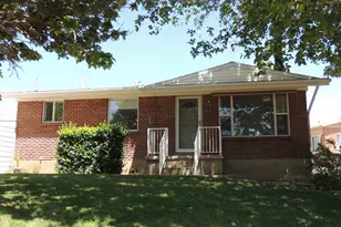 380 E 300 N, Clearfield, UT 84015 - Photo 2