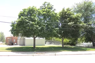 380 E 300 N, Clearfield, UT 84015 - Photo 8