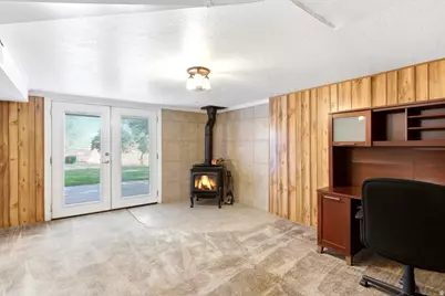 380 E 300 N, Clearfield, UT 84015 - Photo 24