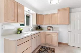 380 E 300 N, Clearfield, UT 84015 - Photo 14