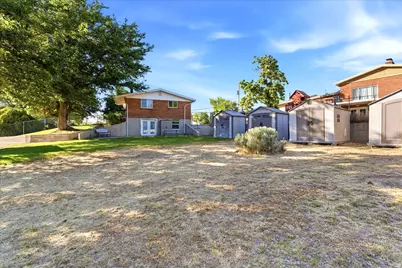 380 E 300 N, Clearfield, UT 84015 - Photo 30