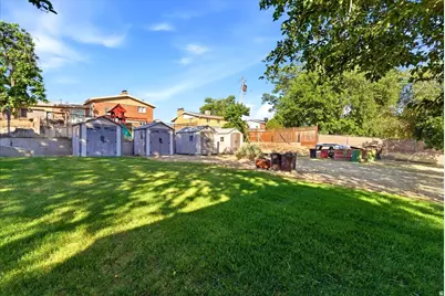 380 E 300 N, Clearfield, UT 84015 - Photo 28