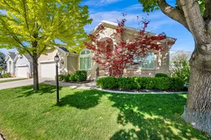4561 S Lori Leigh Ln, Millcreek, UT 84117 - Photo 2
