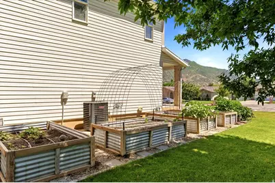7879 S 1800 E, South Weber, UT 84405 - Photo 22