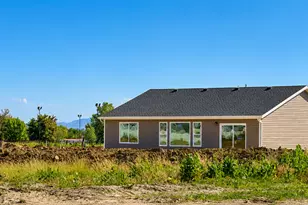 1046 N Summit View Dr W, Harrisville, UT 84404 - Photo 14