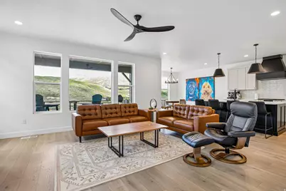 458 W Ascent Dr, Hideout, UT 84036 - Photo 1