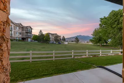 128 W Autumn Ln, Saratoga Springs, UT 84045 - Photo 2