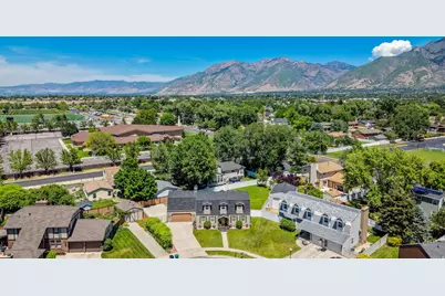 9709 S Camberley Cir, Sandy, UT 84092 - Photo 72