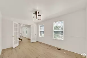 9709 S Camberley Cir, Sandy, UT 84092 - Photo 10