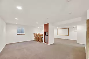 9709 S Camberley Cir, Sandy, UT 84092 - Photo 48