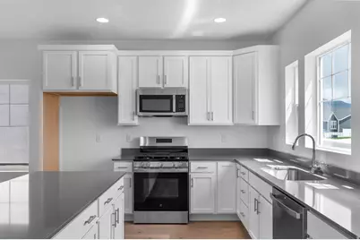 1785 E Kern Mtn, Eagle Mountain, UT 84005 - Photo 10