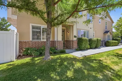1138 N Kensington Dr, North Salt Lake, UT 84054 - Photo 2