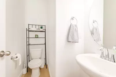 7911 S Highlandpoint Way #422, West Jordan, UT 84081 - Photo 6