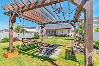 1952 E Rock Hollow Rd, Lake Point, UT 84074 - Photo 40