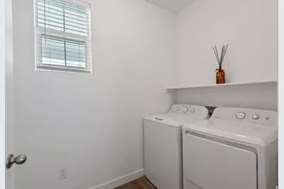 2024 W 775 N, Layton, UT 84041 - Photo 8
