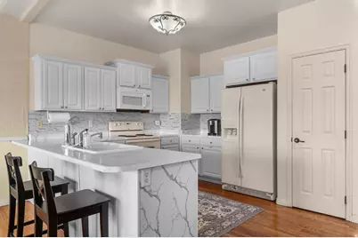 11004 S Birch Creek Rd, South Jordan, UT 84095 - Photo 10