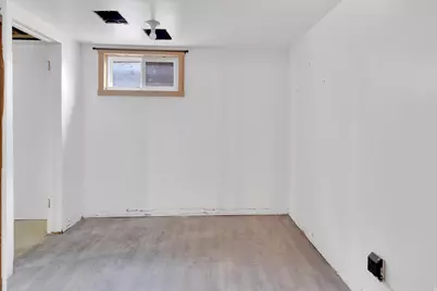 76 E 200 S, Logan, UT 84321 - Photo 34