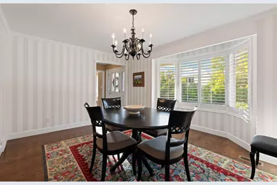 3226 E Hampton Ct, Holladay, UT 84124 - Photo 16