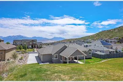 14922 S Lake Ridge Cir W, Herriman, UT 84096 - Photo 48
