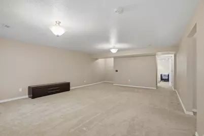 7063 W Dry Sycamore Ln, West Jordan, UT 84081 - Photo 10