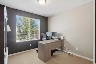7063 W Dry Sycamore Ln, West Jordan, UT 84081 - Photo 8