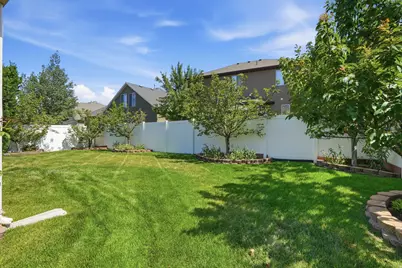7063 W Dry Sycamore Ln, West Jordan, UT 84081 - Photo 16