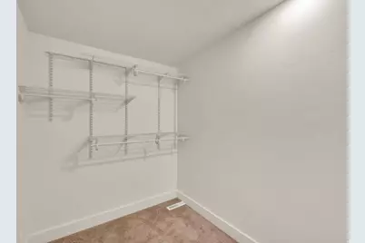 360 E 400 N, Centerville, UT 84014 - Photo 22