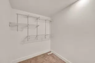 360 E 400 N, Centerville, UT 84014 - Photo 22