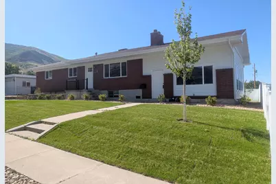 360 E 400 N, Centerville, UT 84014 - Photo 2