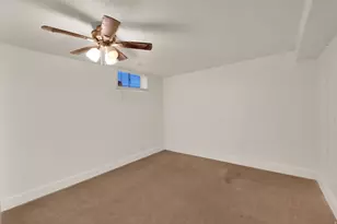 360 E 400 N, Centerville, UT 84014 - Photo 26