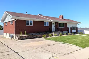 360 E 400 N, Centerville, UT 84014 - Photo 6