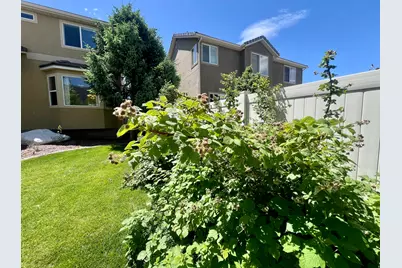 369 E Culross Cir N, Stansbury Park, UT 84074 - Photo 44