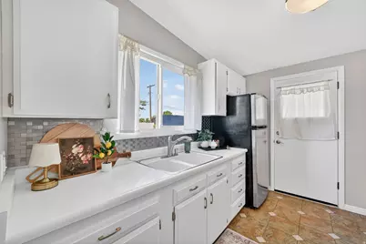 2830 S 2855 W, West Valley, UT 84119 - Photo 10
