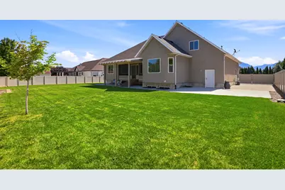 10144 S Autumn Breeze W, South Jordan, UT 84009 - Photo 32