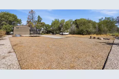 7855 S Highway 89, Willard, UT 84340 - Photo 32