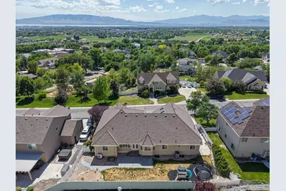 9502 N Aztec Dr, Cedar Hills, UT 84062 - Photo 10