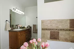 9502 N Aztec Dr, Cedar Hills, UT 84062 - Photo 48