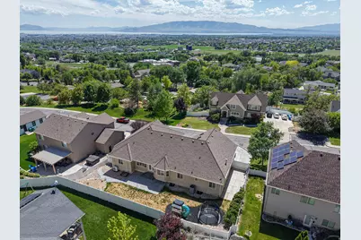 9502 N Aztec Dr, Cedar Hills, UT 84062 - Photo 12