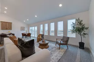 405 E Stafford St, Grantsville, UT 84029 - Photo 4