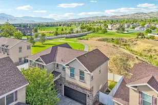 5037 W London Bay Dr, Riverton, UT 84096 - Photo 2