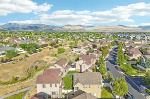 5037 W London Bay Dr, Riverton, UT 84096 - Photo 36