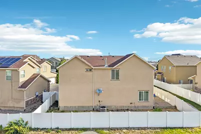 5037 W London Bay Dr, Riverton, UT 84096 - Photo 42
