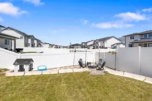 3407 S Pinyon Ln, Mapleton, UT 84664 - Photo 46