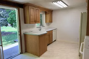 379 E 400 N, Lindon, UT 84042 - Photo 2