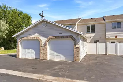 1985 N 425 W, Harrisville, UT 84414 - Photo 12