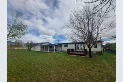 285 E 200 N, Mount Pleasant, UT 84647 - Photo 2