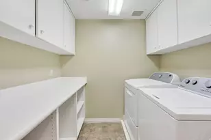 985 N 520 E, Orem, UT 84097 - Photo 20
