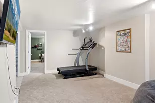 413 E 9120 S, Sandy, UT 84070 - Photo 30